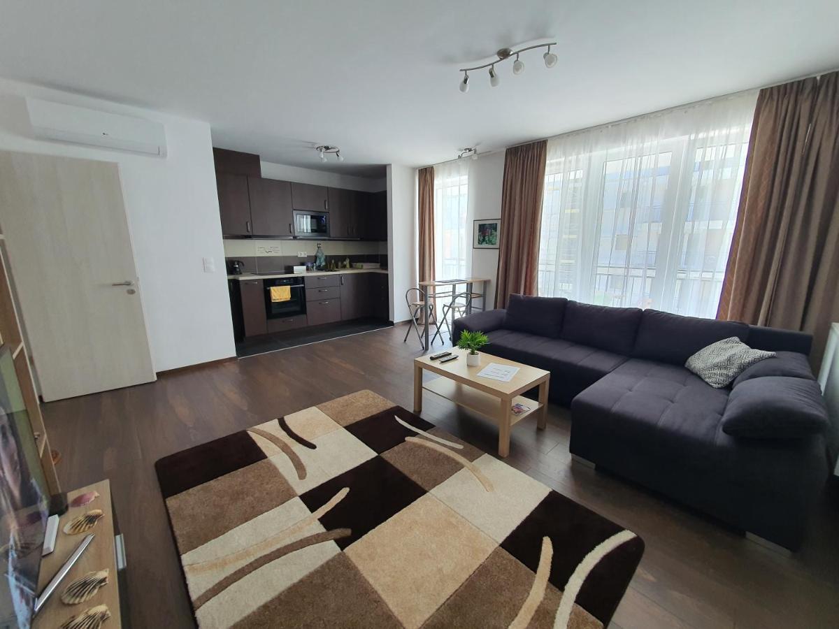 Park West Apartment - Free Parking Будапеща Екстериор снимка